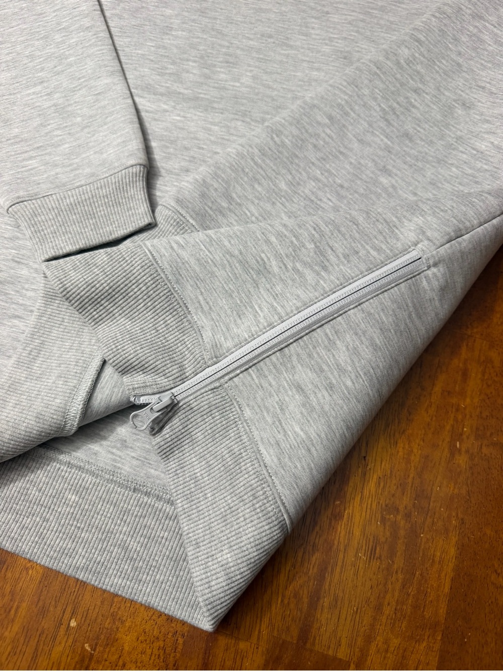 Brand New Helly Hansen Adore Sweater Women’s Size Medium Grey Melange MSRP $118 - Picture 4 of 7